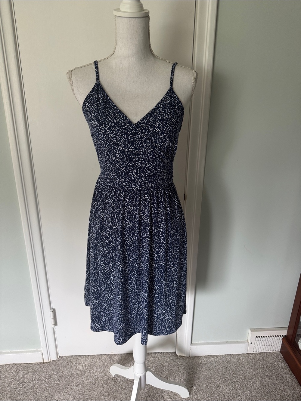 Kaileigh Navy and White Floral Midi Dress